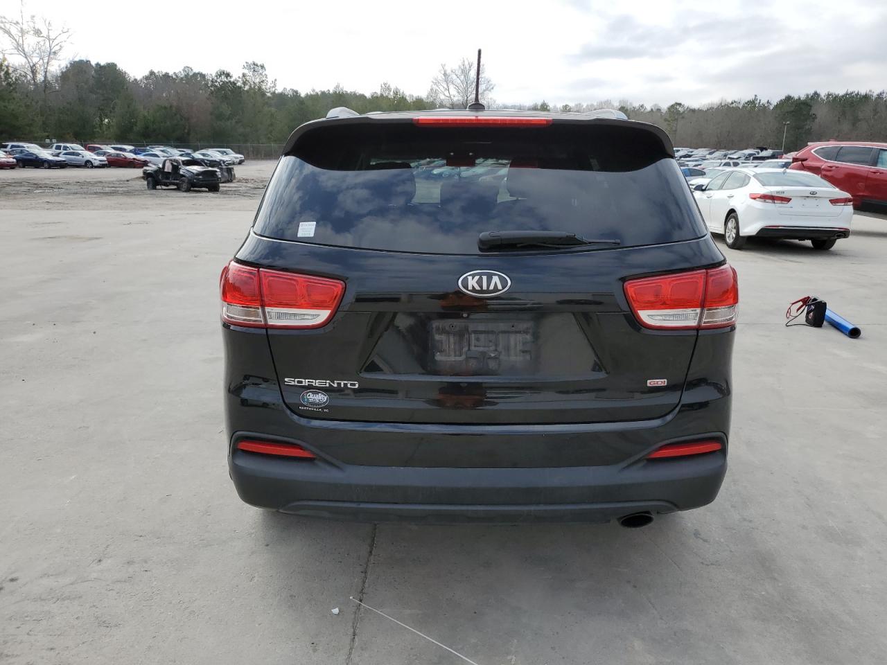 2016 Kia Sorento - Image 6