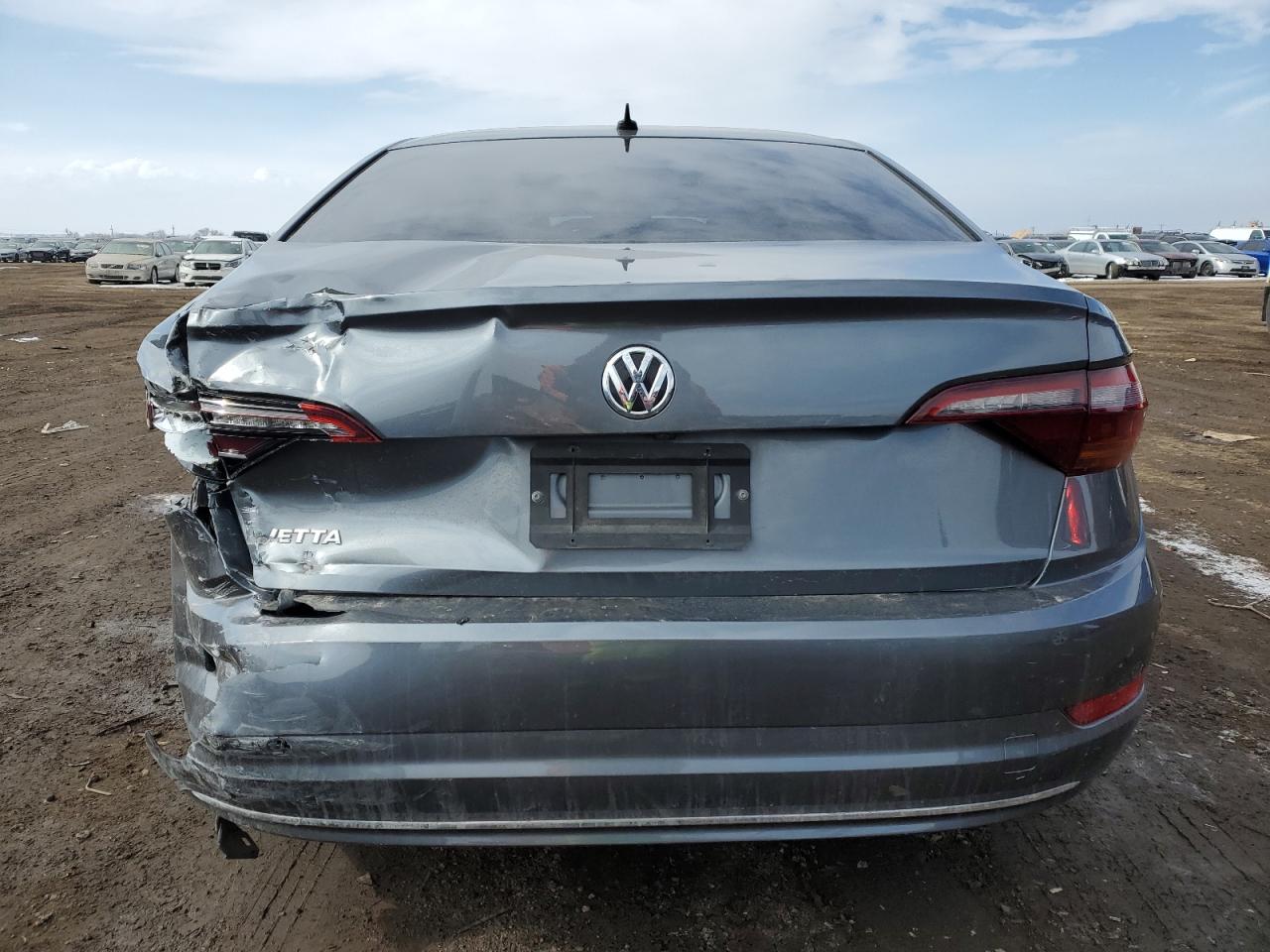 2019 Volkswagen Jetta - Image 6