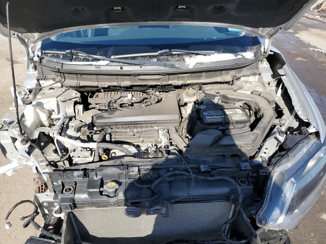 2016 Nissan Rogue - Image 12