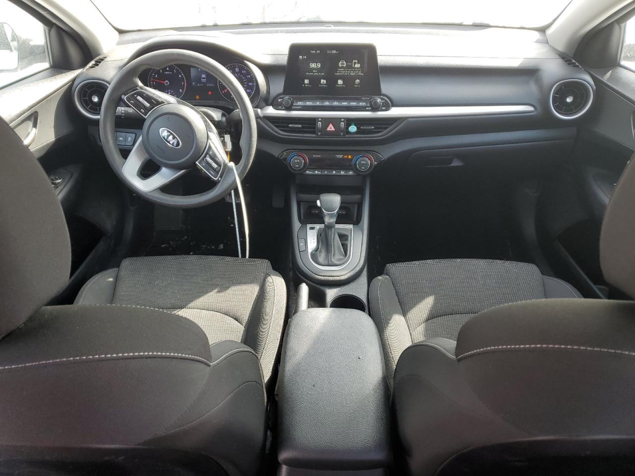 2019 Kia Forte - Image 8