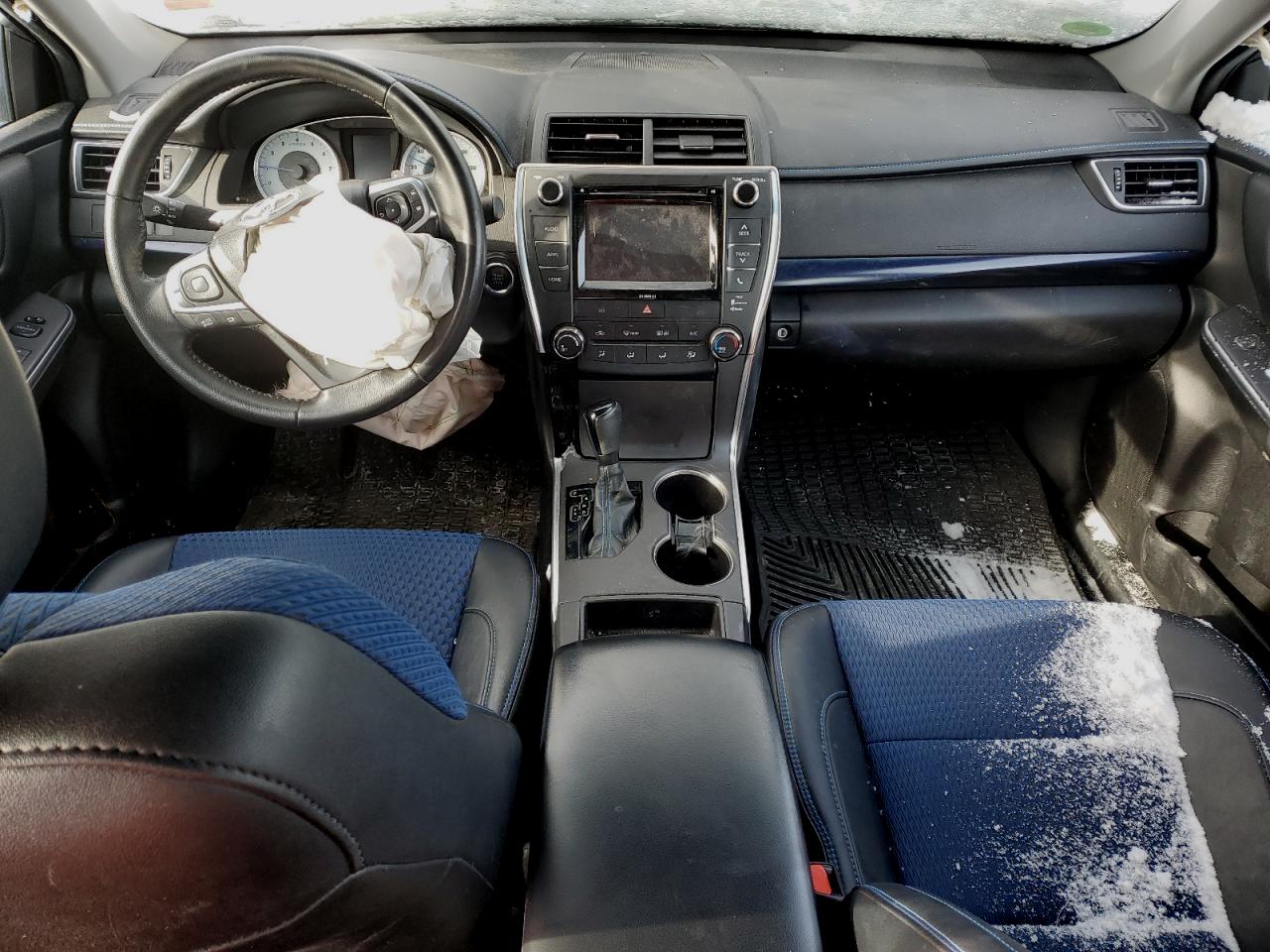 2016 Toyota Camry - Image 8