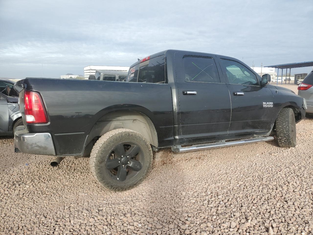 2017 RAM 1500 - Image 3