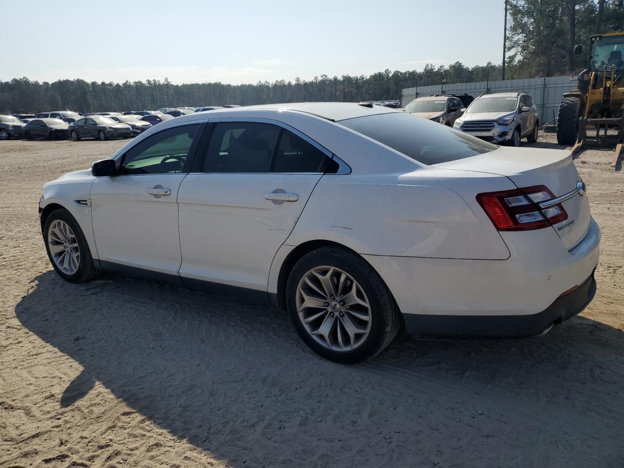 2014 Ford Taurus - Image 2