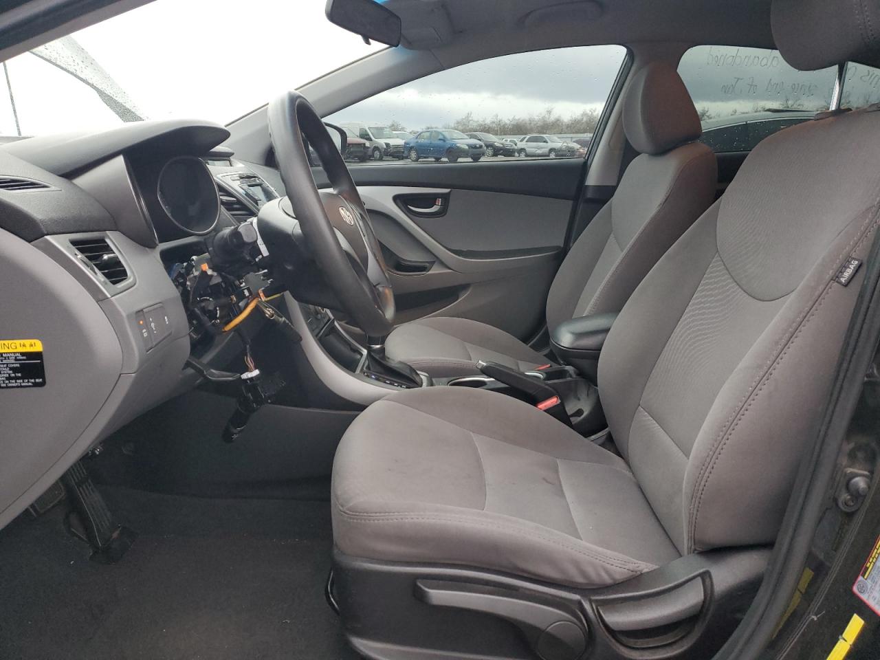 2016 Hyundai Elantra - Image 7