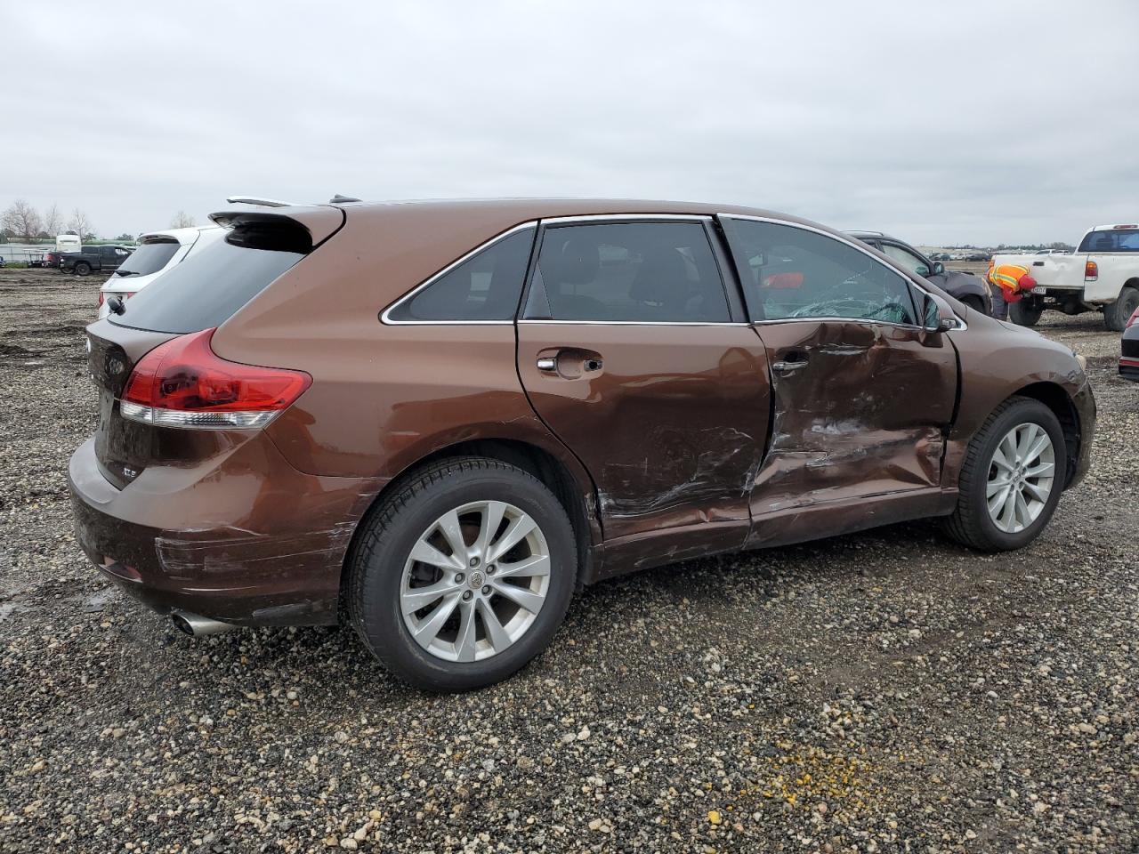 2013 Toyota Venza - Image 3