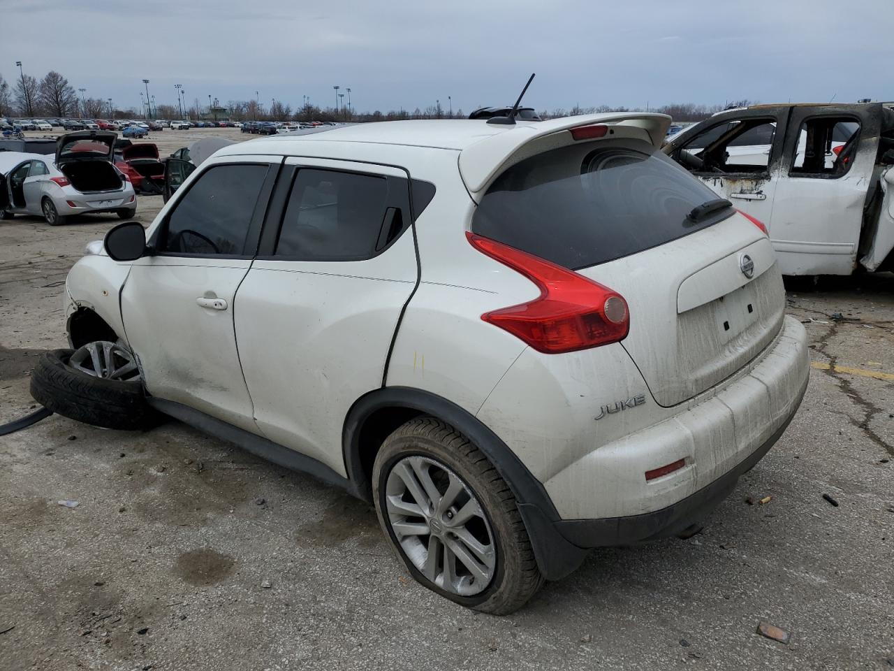 2013 Nissan Juke - Image 2
