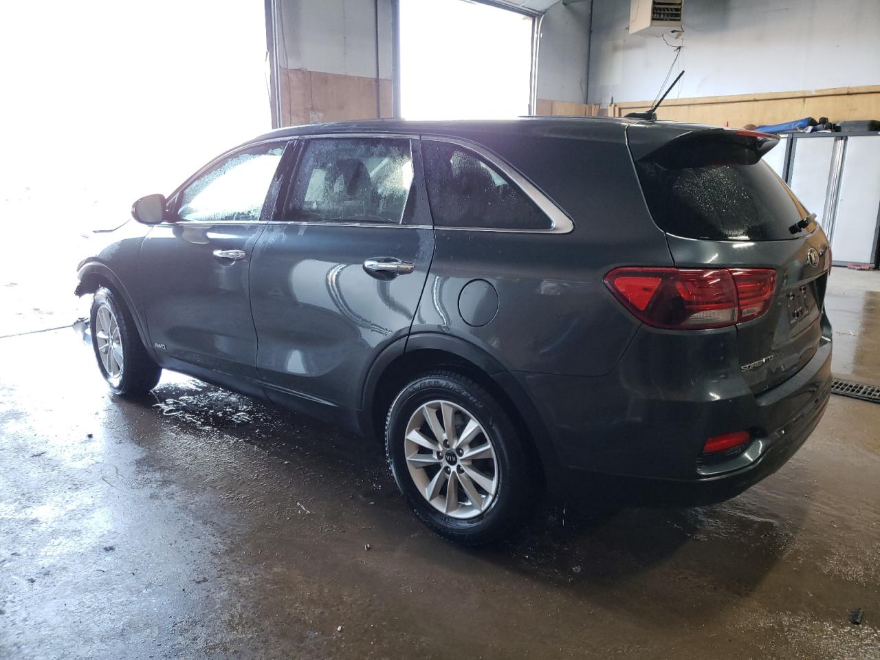 2020 Kia Sorento - Image 2
