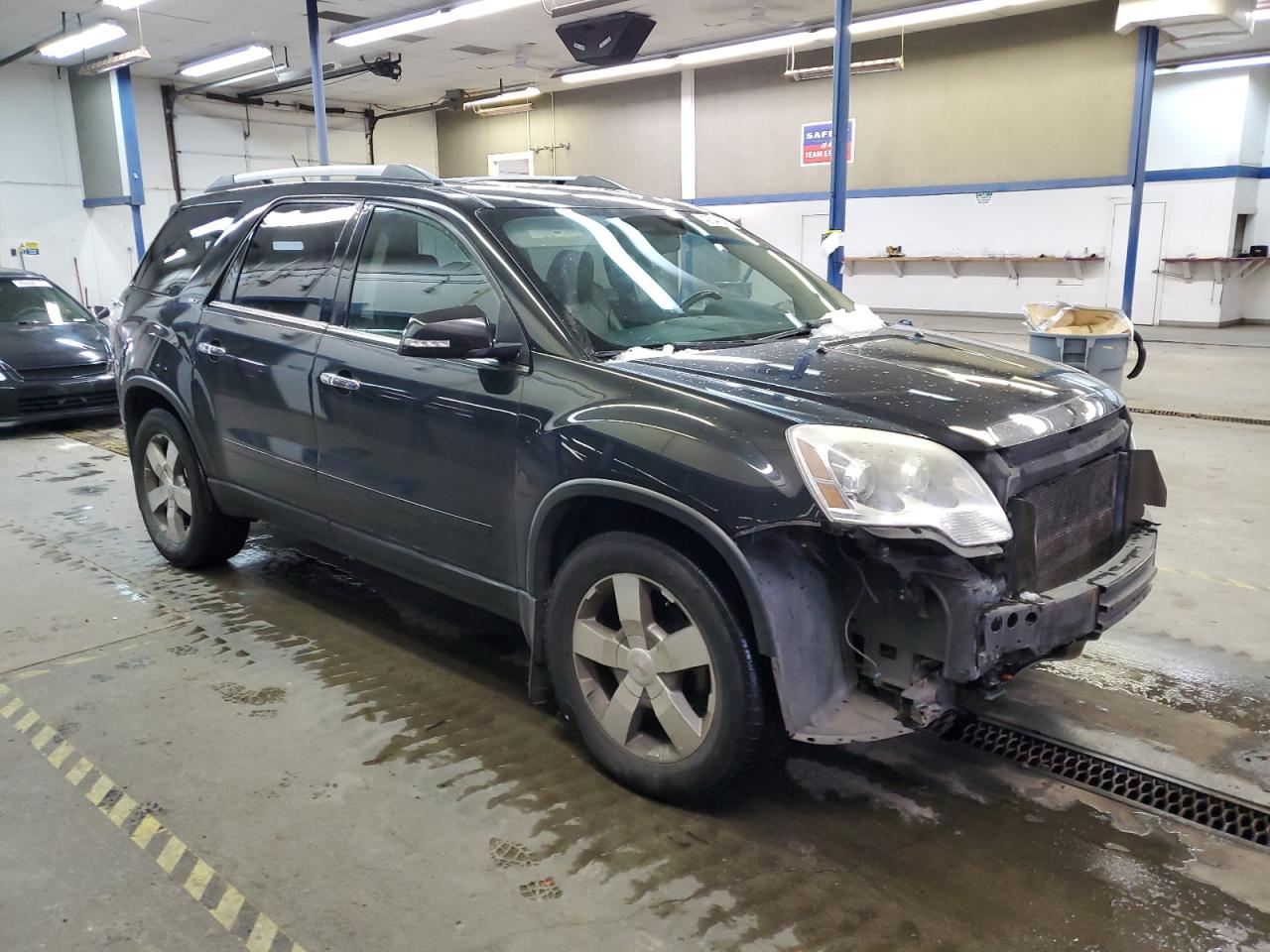 2012 GMC Acadia - Image 4