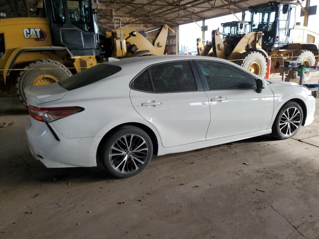 2019 Toyota Camry - Image 3
