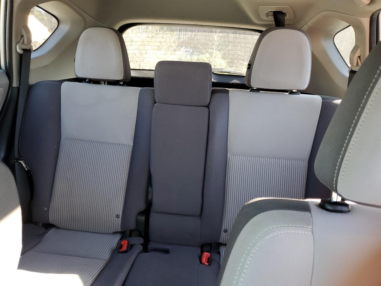 2013 Toyota RAV 4 - Image 10