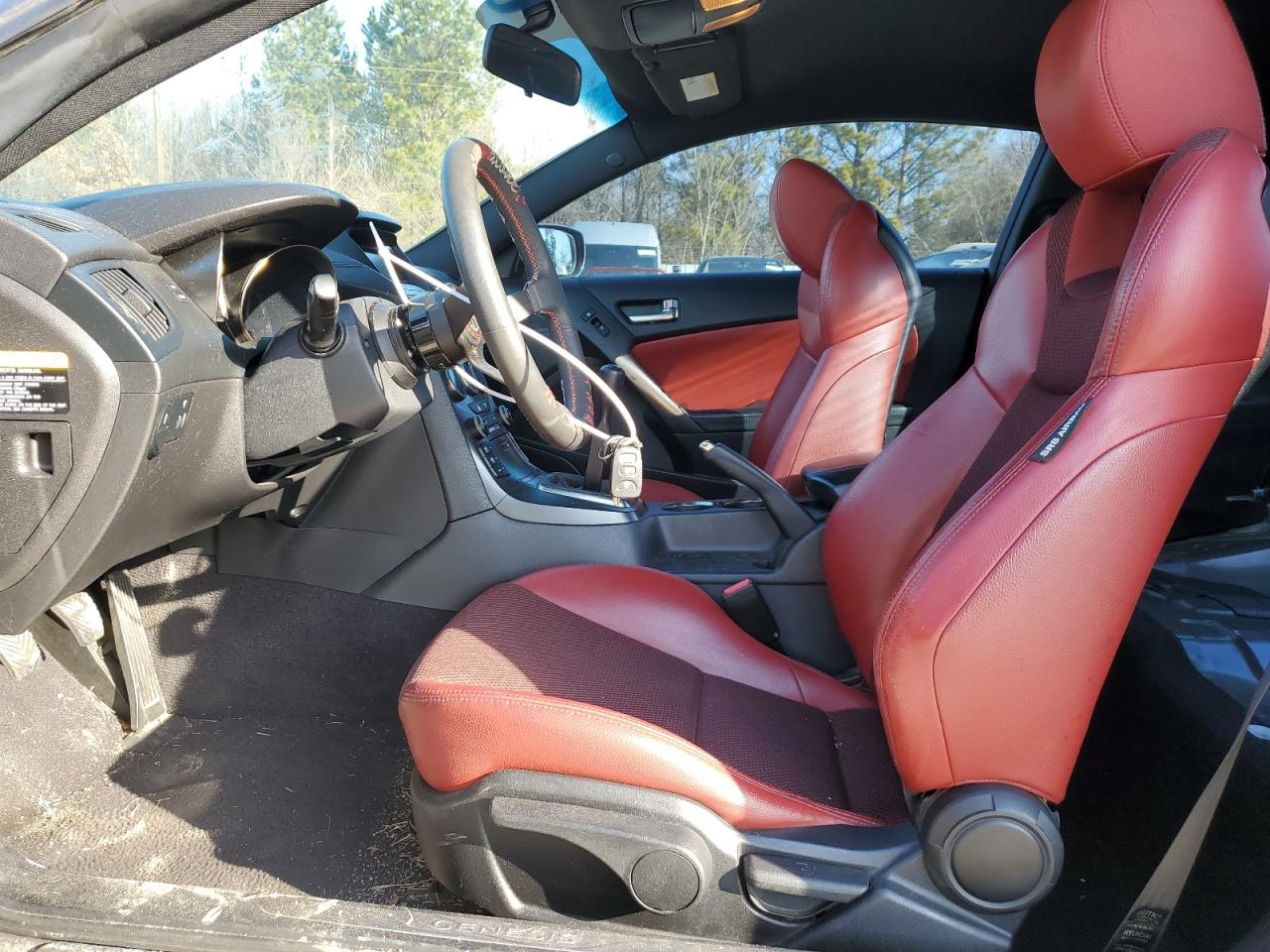 2013 Hyundai Genesis - Image 7