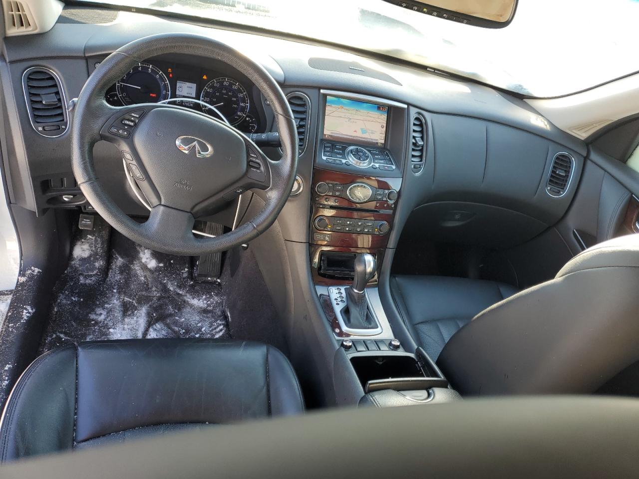2017 Infiniti QX50 - Image 8