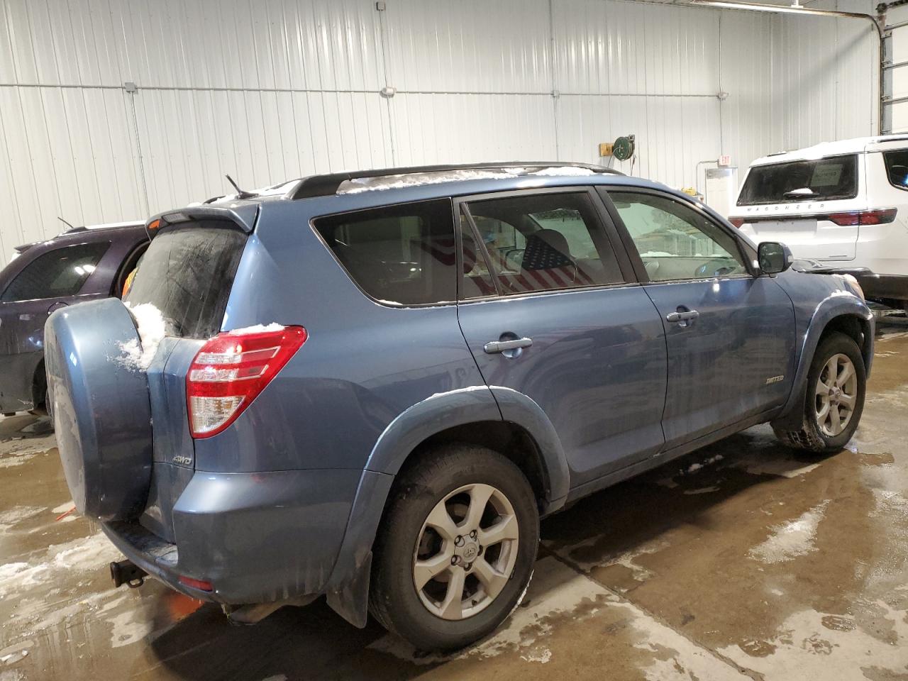 2009 Toyota RAV 4 - Image 3