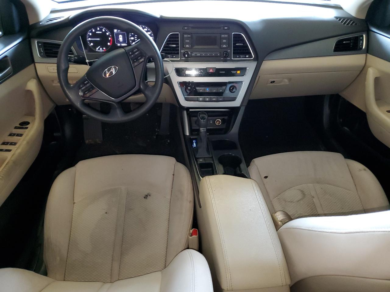 2015 Hyundai Sonata - Image 8
