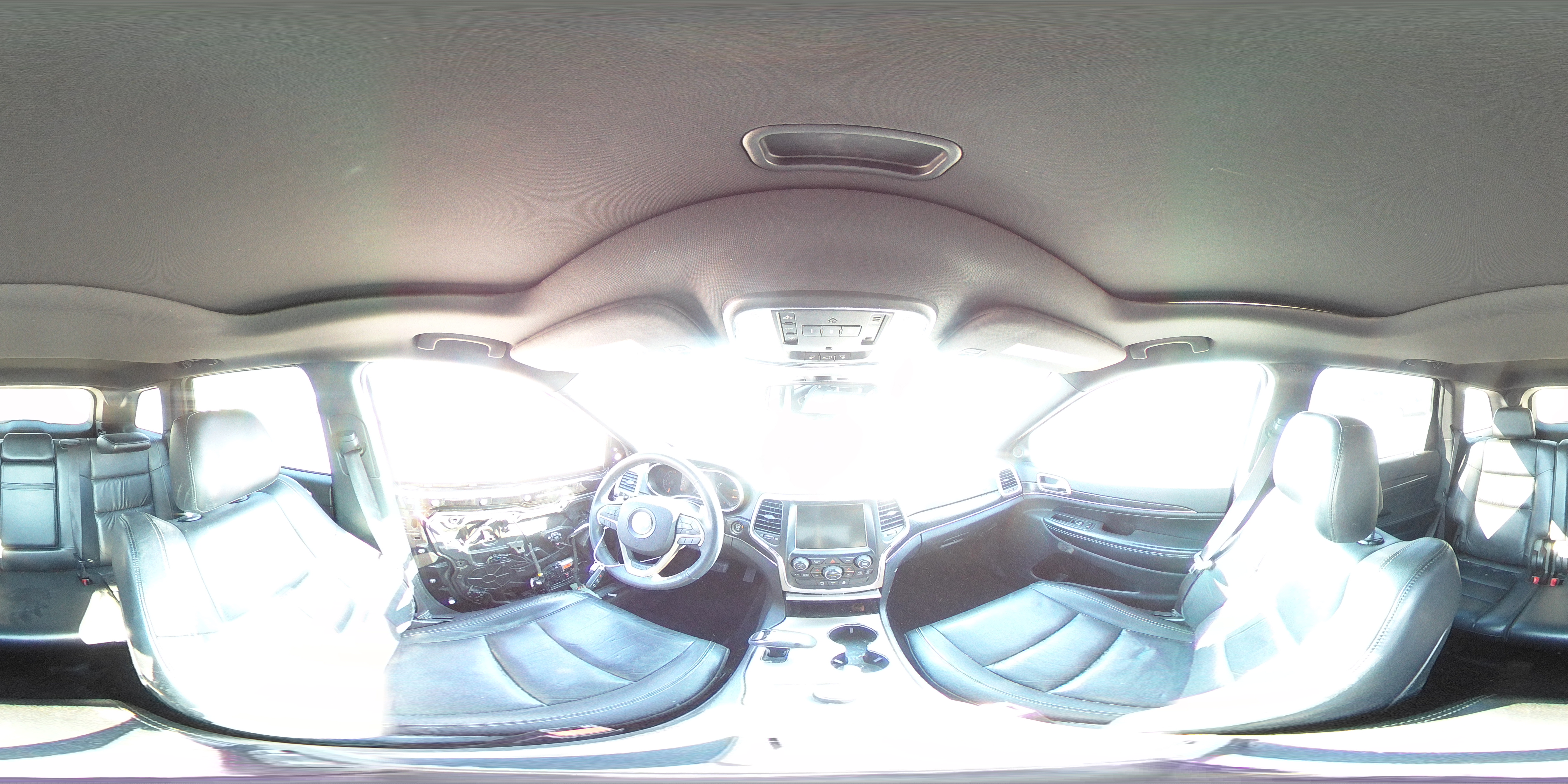 2014 Jeep Grand Cherokee - Image 13