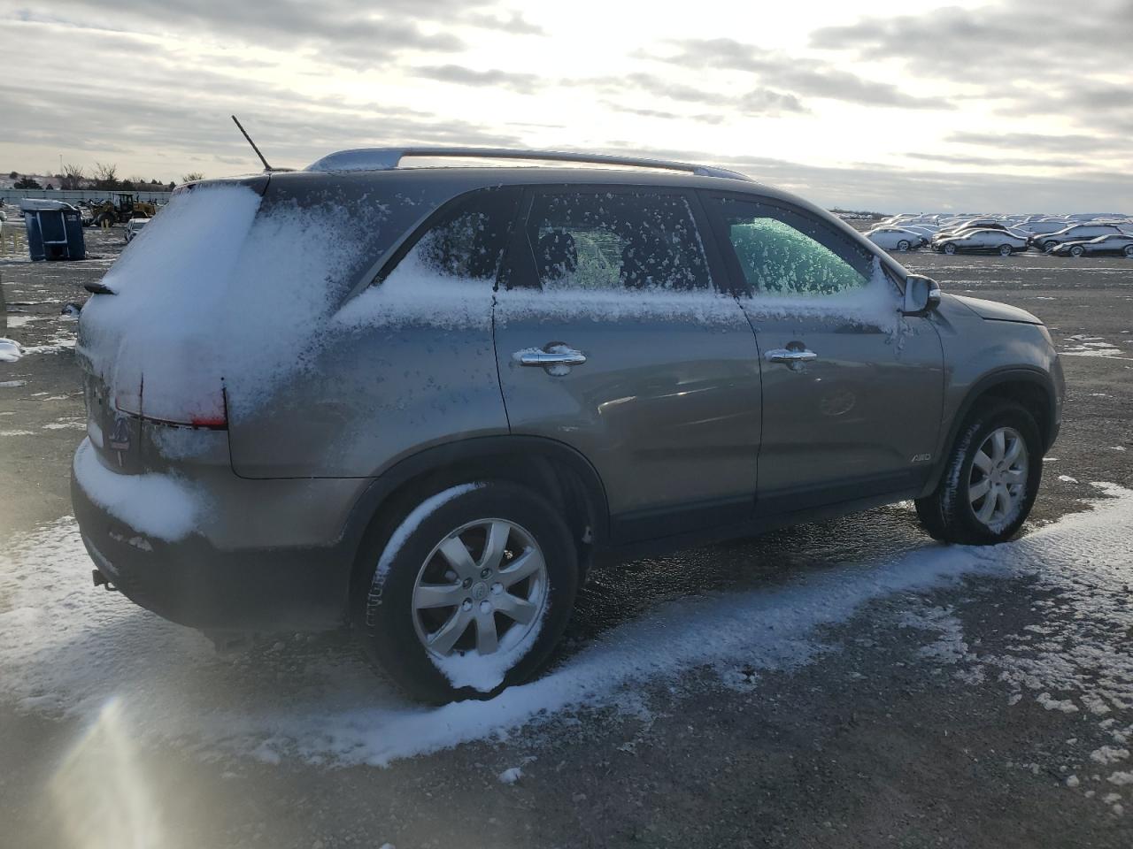 2011 Kia Sorento - Image 3