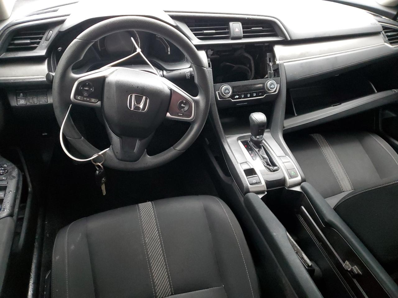 2HGFC2F58HH533898 HONDA CIVIC 2017
