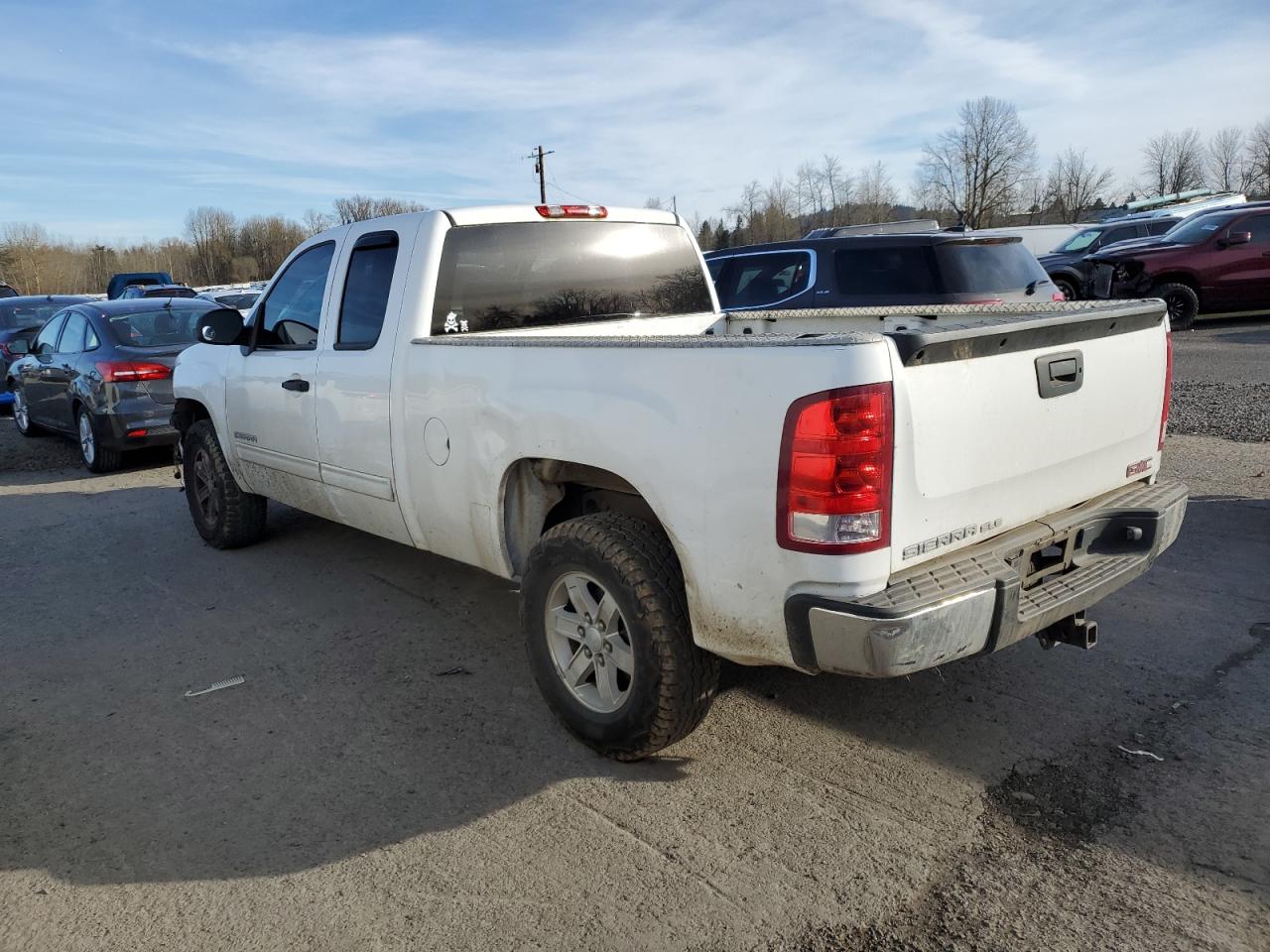 2013 GMC Sierra - Image 2