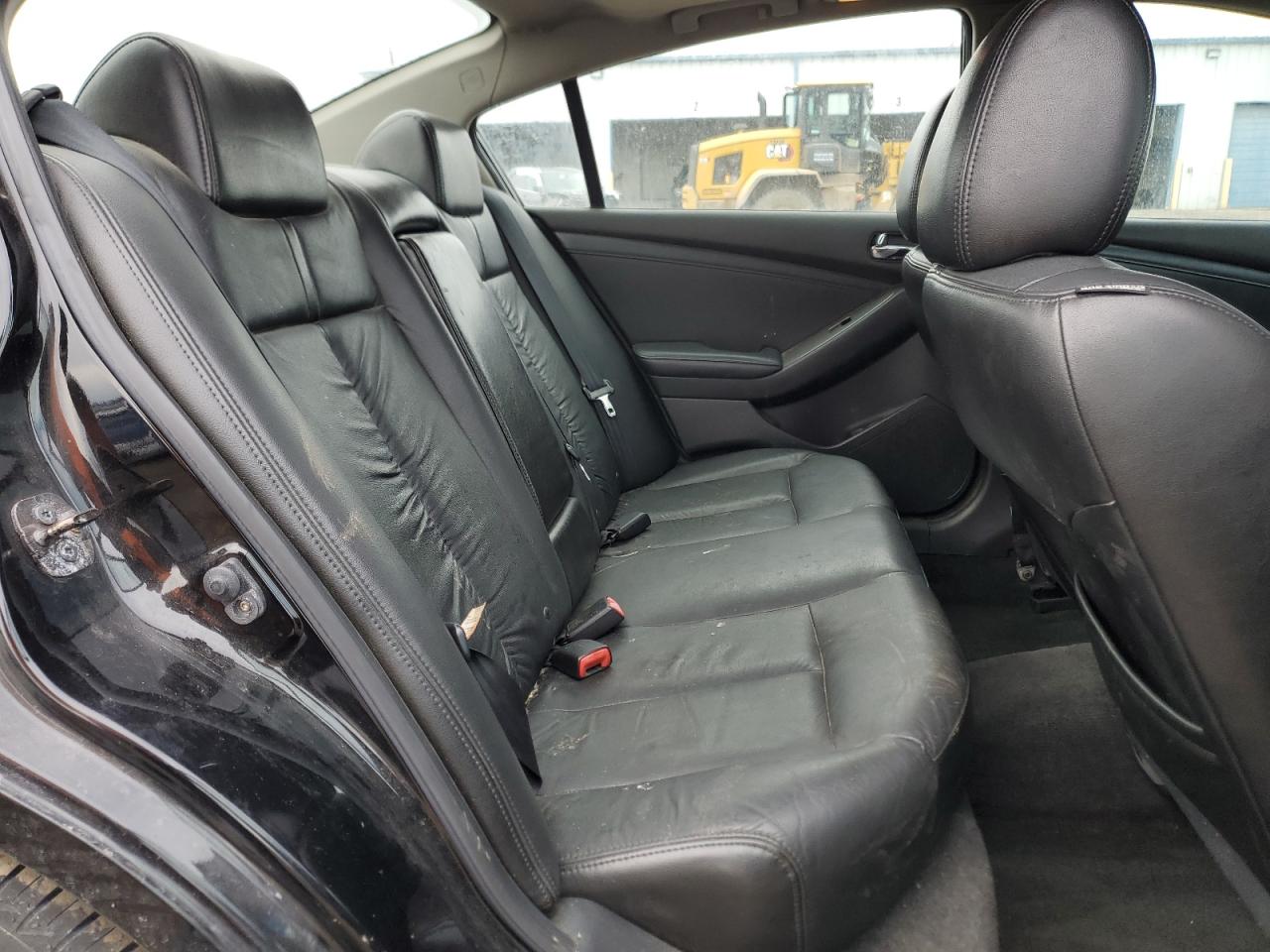 2010 Nissan Altima - Image 10