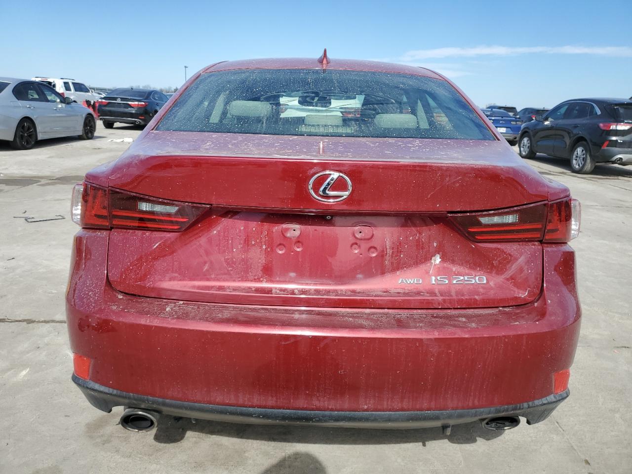 2015 Lexus IS - Image 6