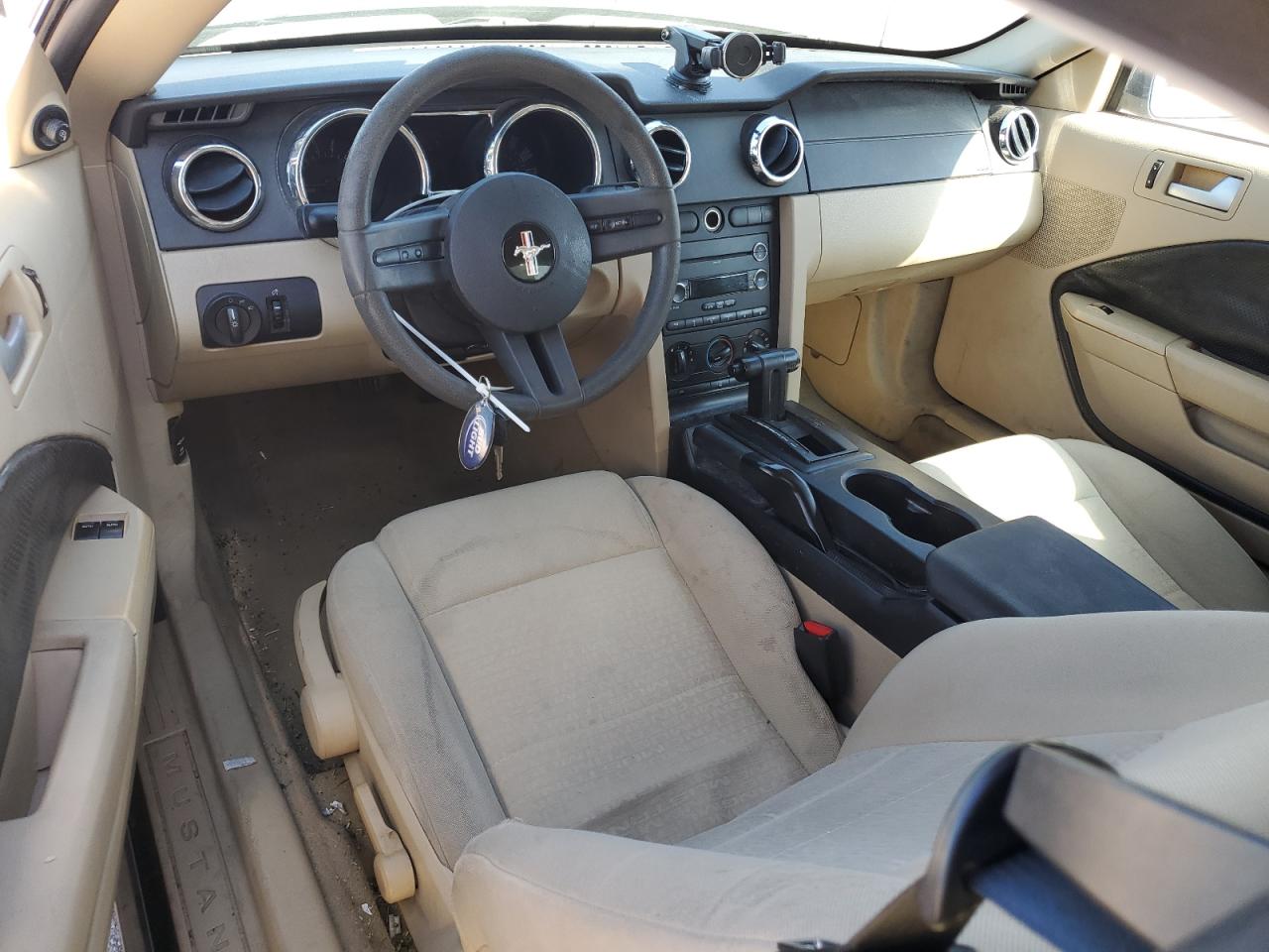 2008 Ford Mustang - Image 8