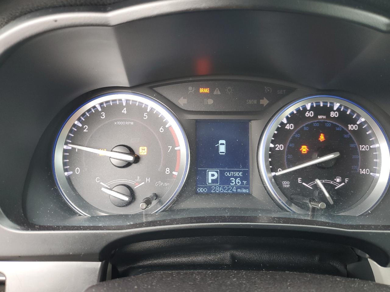 2016 Toyota Highlander - Image 9