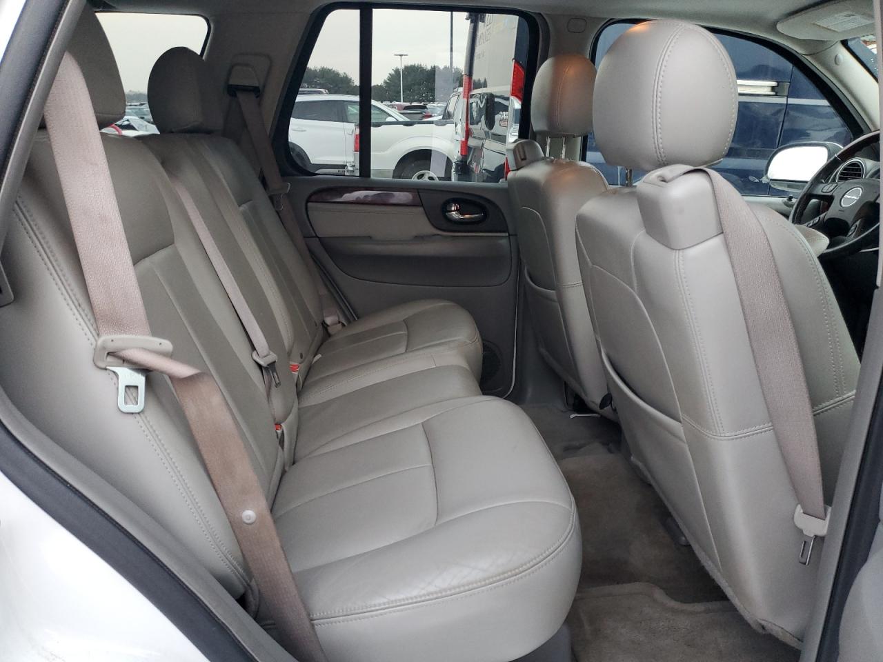 2007 GMC Envoy - Image 11
