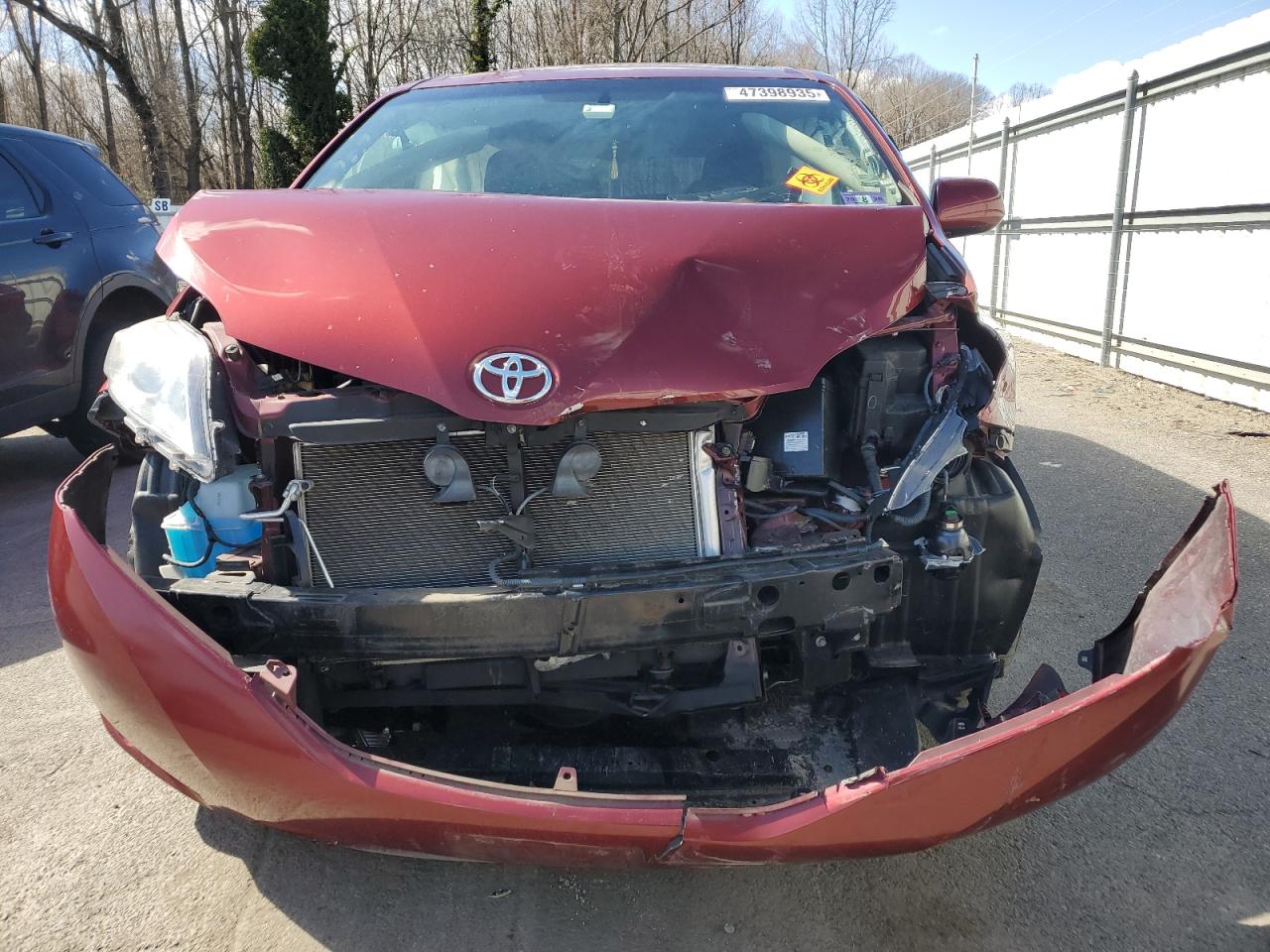 2015 Toyota Sienna - Image 5