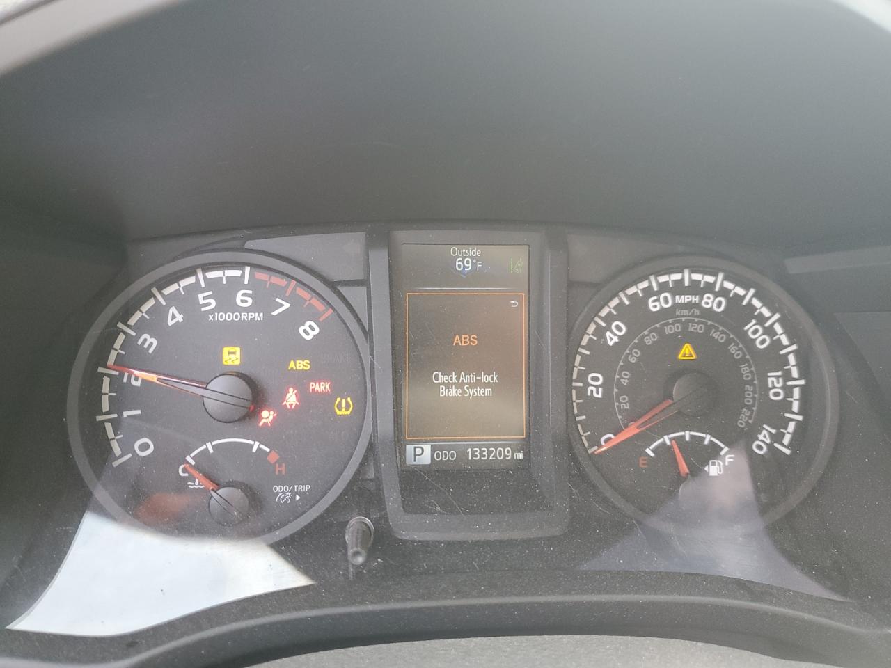 5TFCZ5AN9JX156458 TOYOTA TACOMA 2018
