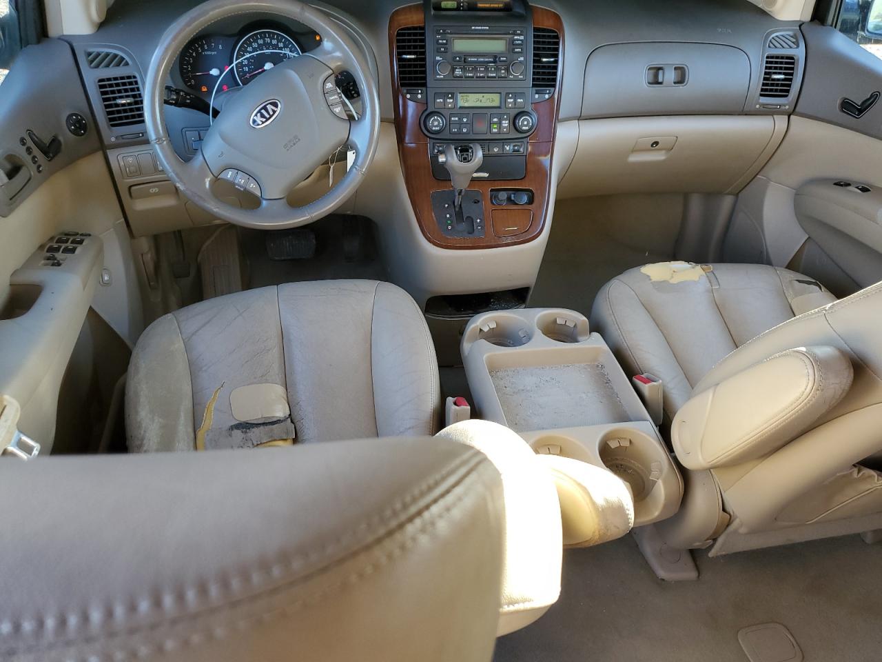 2007 Kia Sedona - Image 8