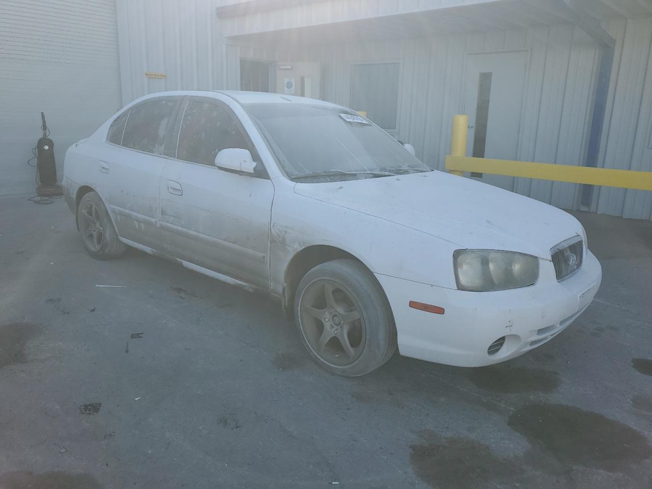 2002 Hyundai Elantra - Image 4