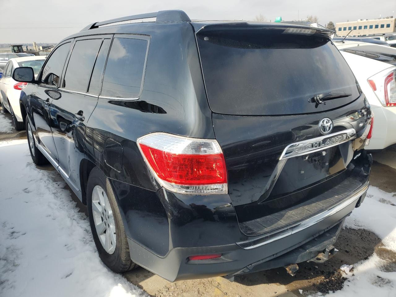 2013 Toyota Highlander - Image 2