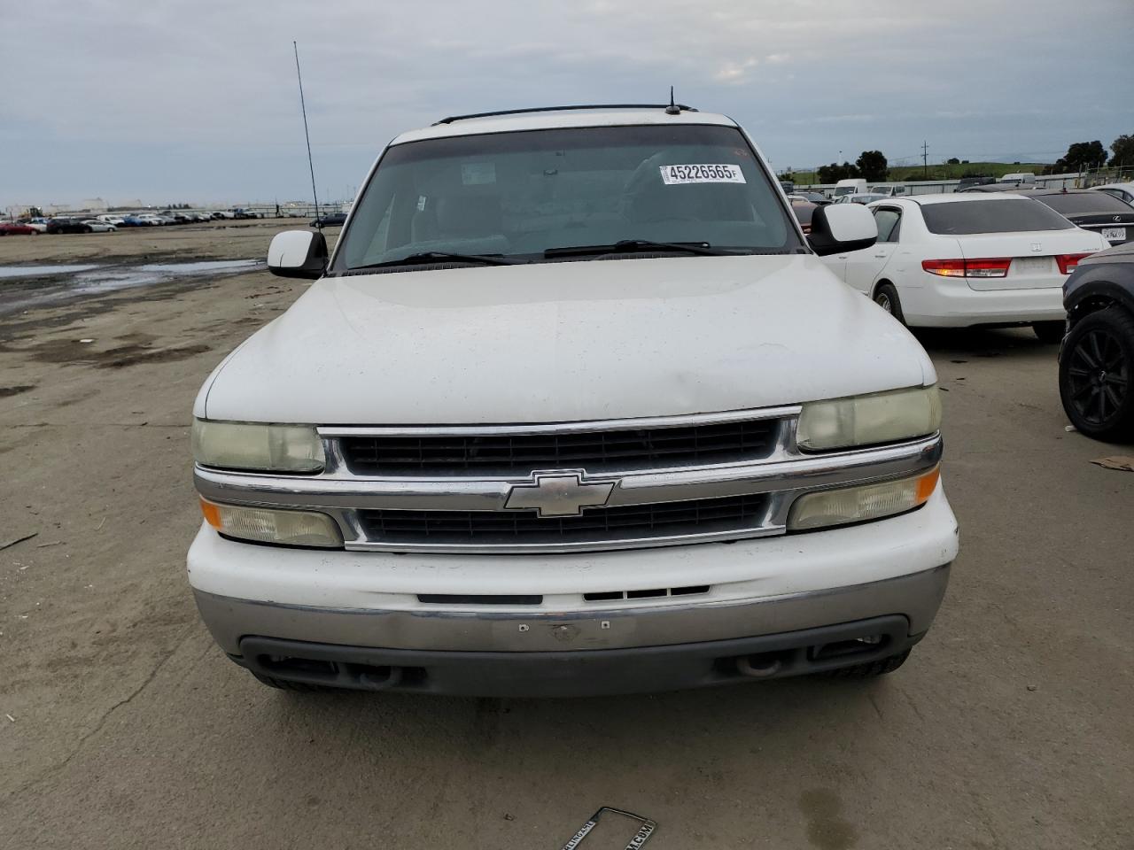 2002 Chevrolet Suburban - Image 5