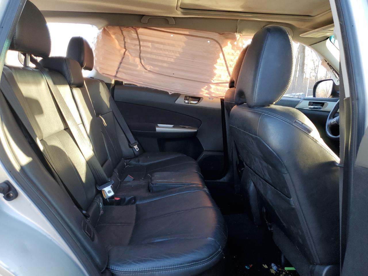 2009 Subaru Forester - Image 12