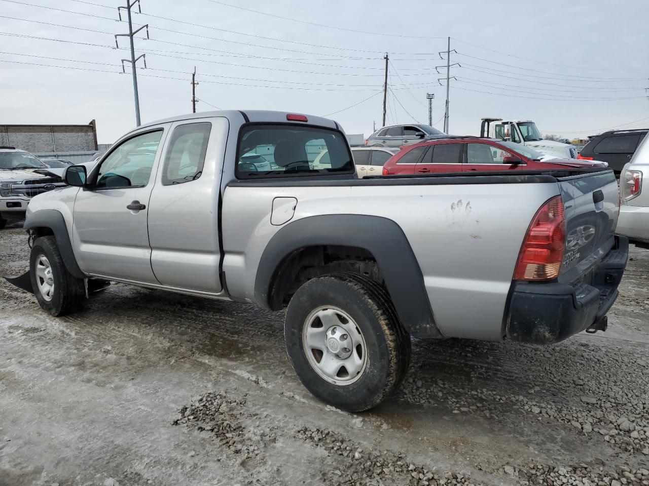2015 Toyota Tacoma - Image 2