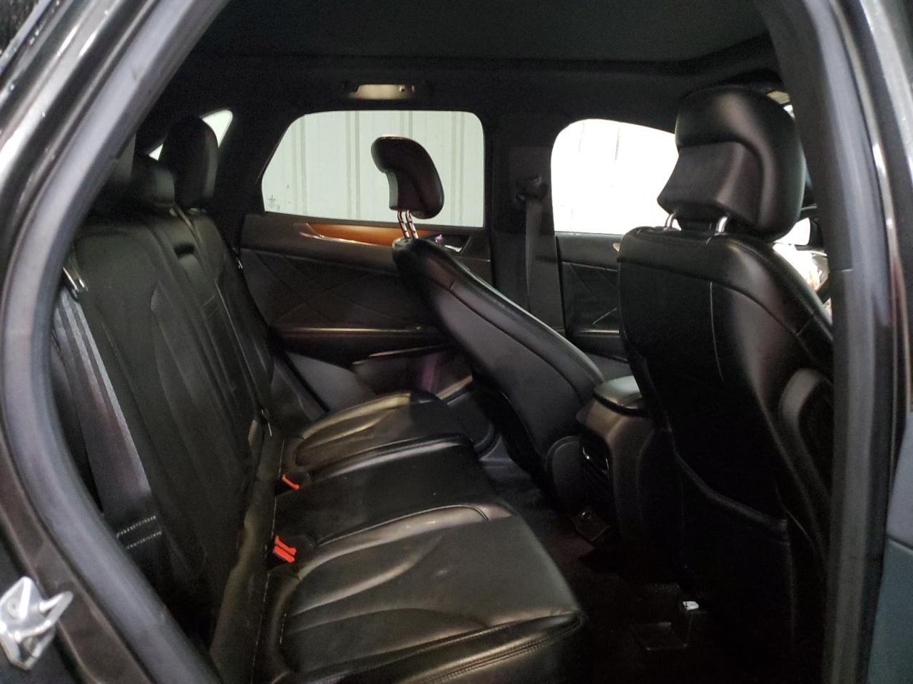 2017 Lincoln MKC - Image 11