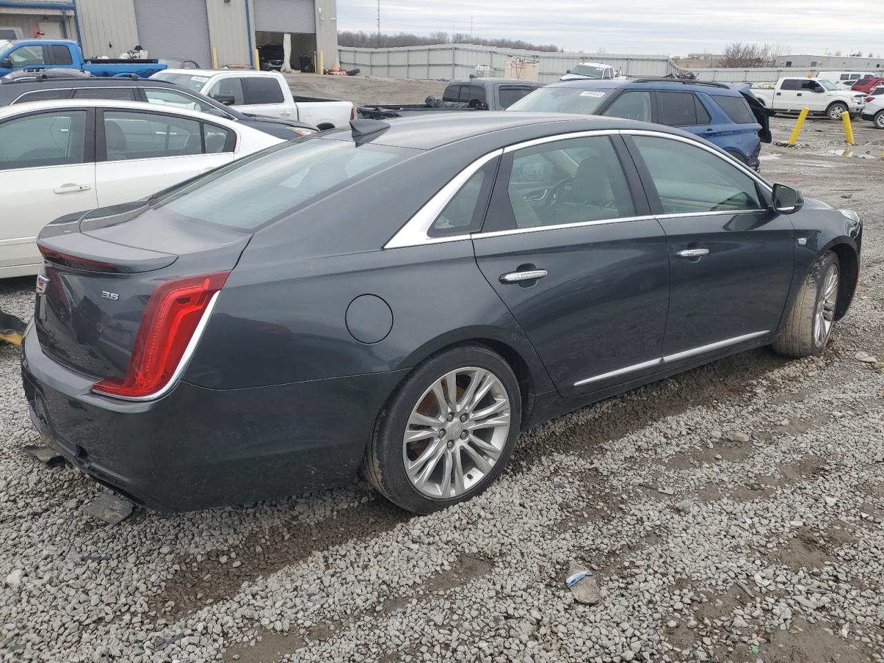 2018 Cadillac XTS - Image 3