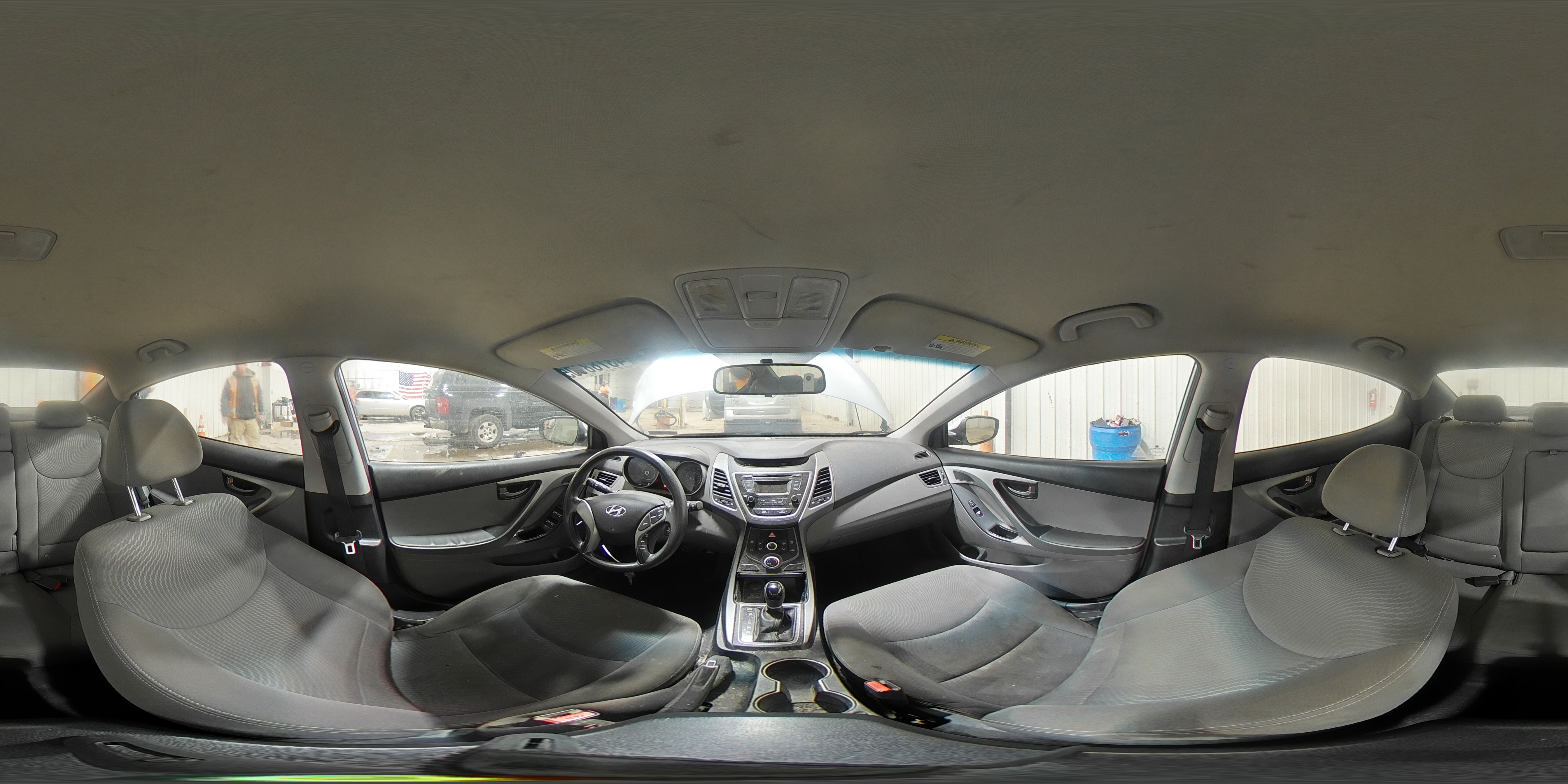 2014 Hyundai Elantra - Image 14