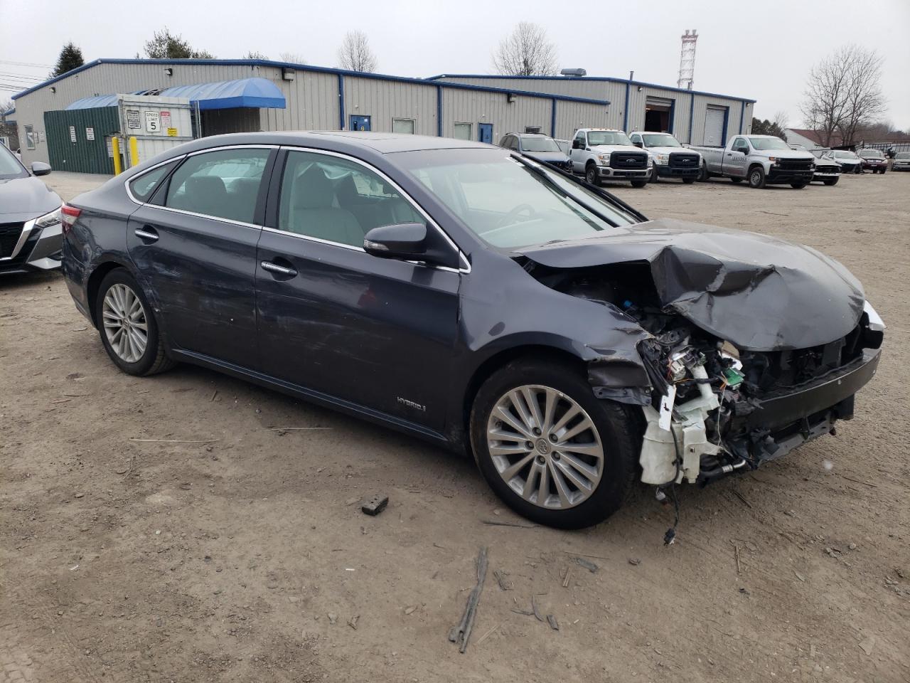 2013 Toyota Avalon - Image 4