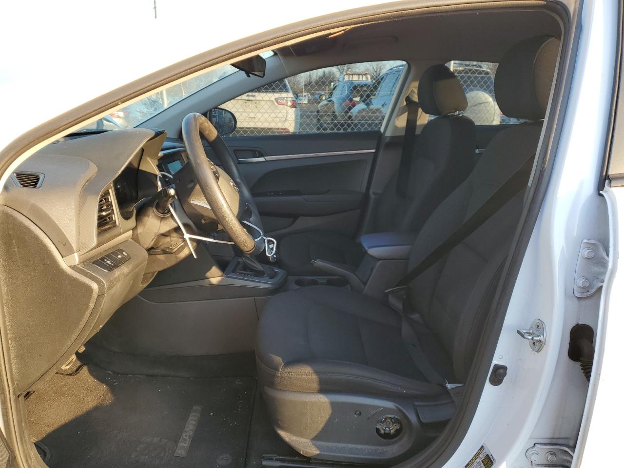 2020 Hyundai Elantra - Image 7