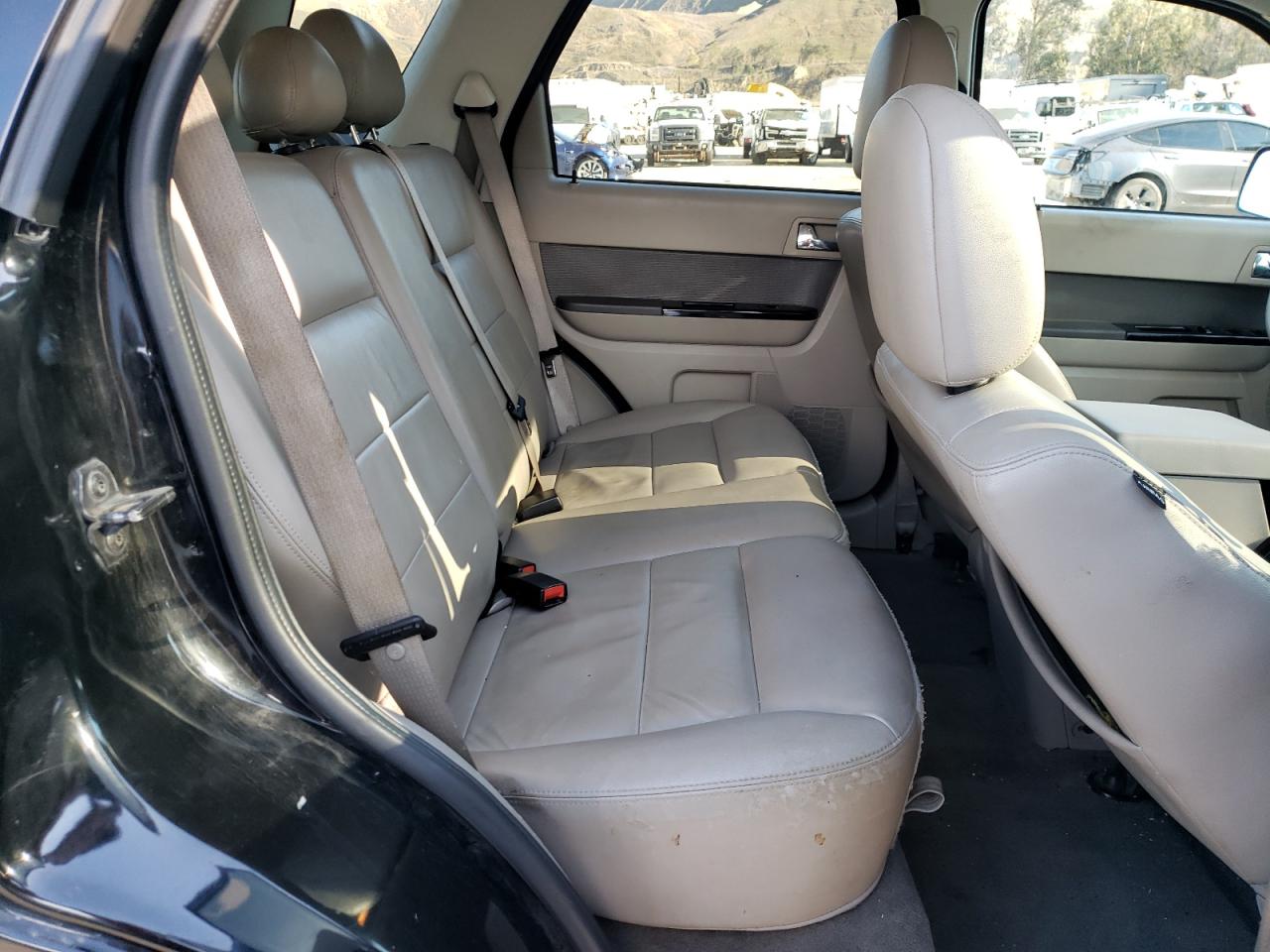 2009 Ford Escape - Image 10