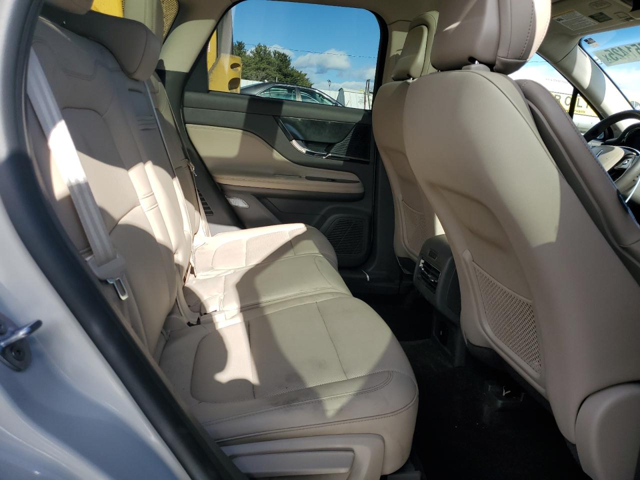 2020 Lincoln Corsair - Image 12