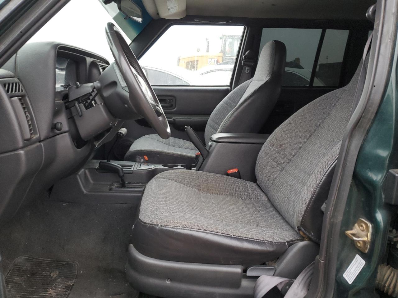 2001 Jeep Grand Cherokee - Image 7