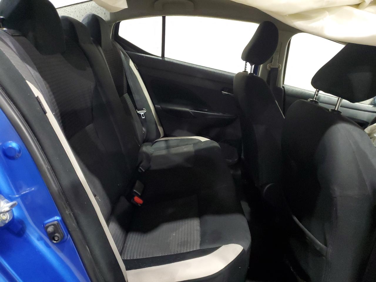 3N1CN8EV5ML828686 NISSAN VERSA 2021