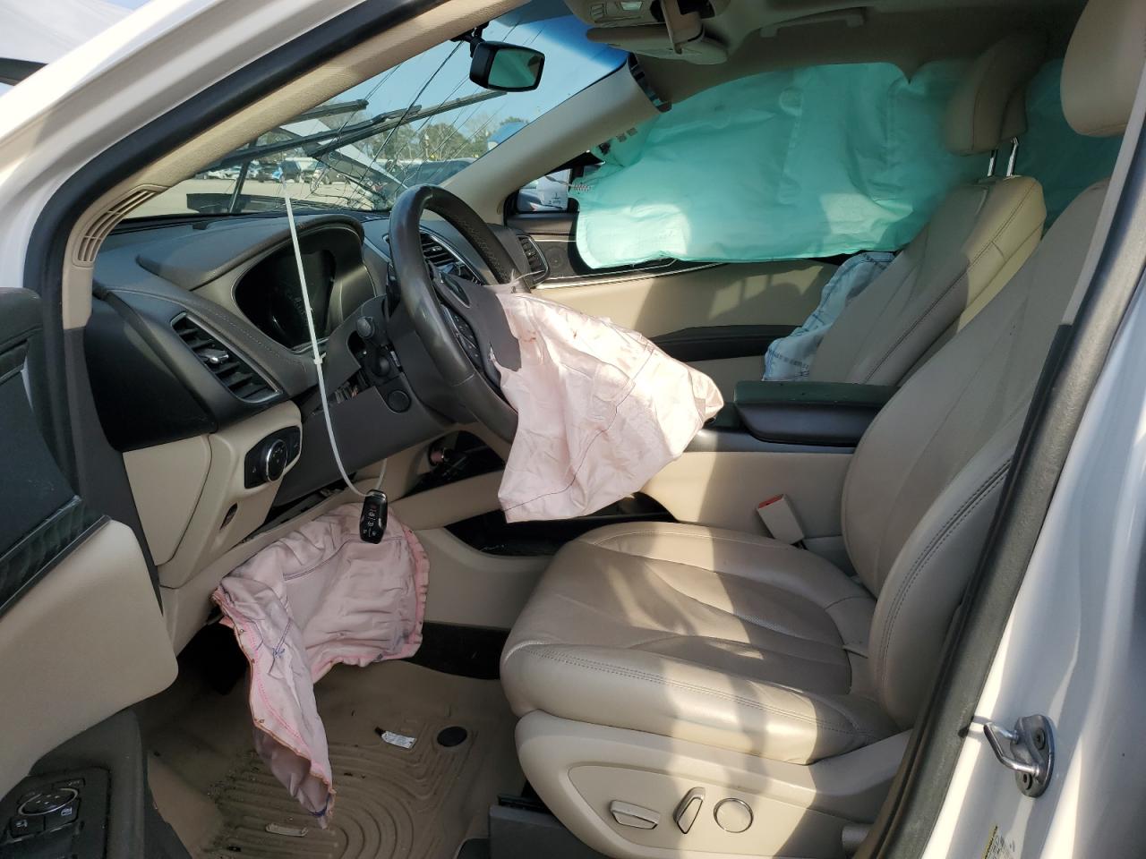 2017 Lincoln MKX - Image 7