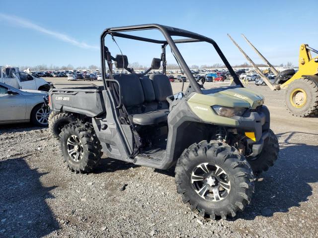 2016 Can-Am Defender Hd10