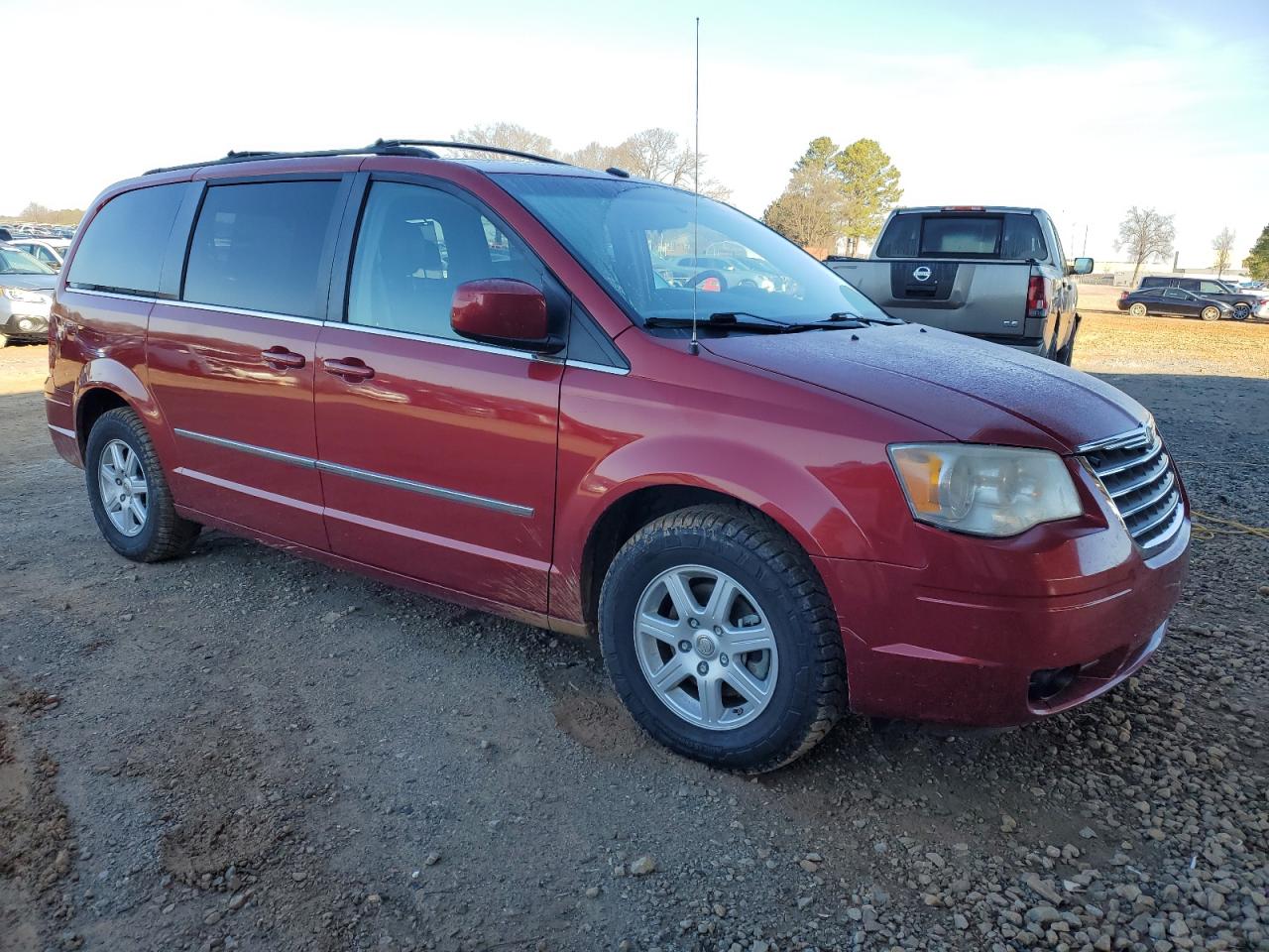 2010 Chrysler Town & Country - Image 4