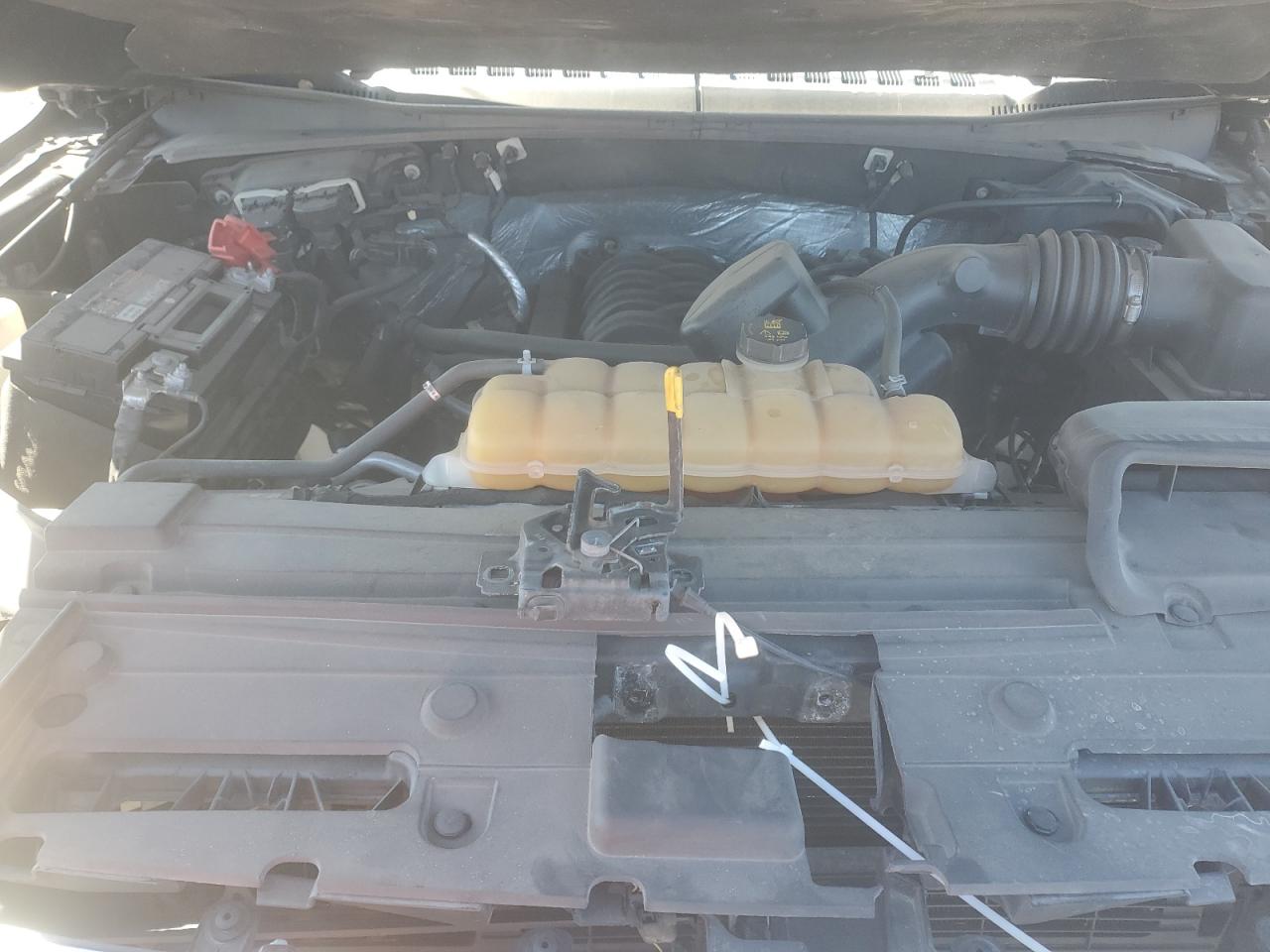 2015 Ford F-150 - Image 12