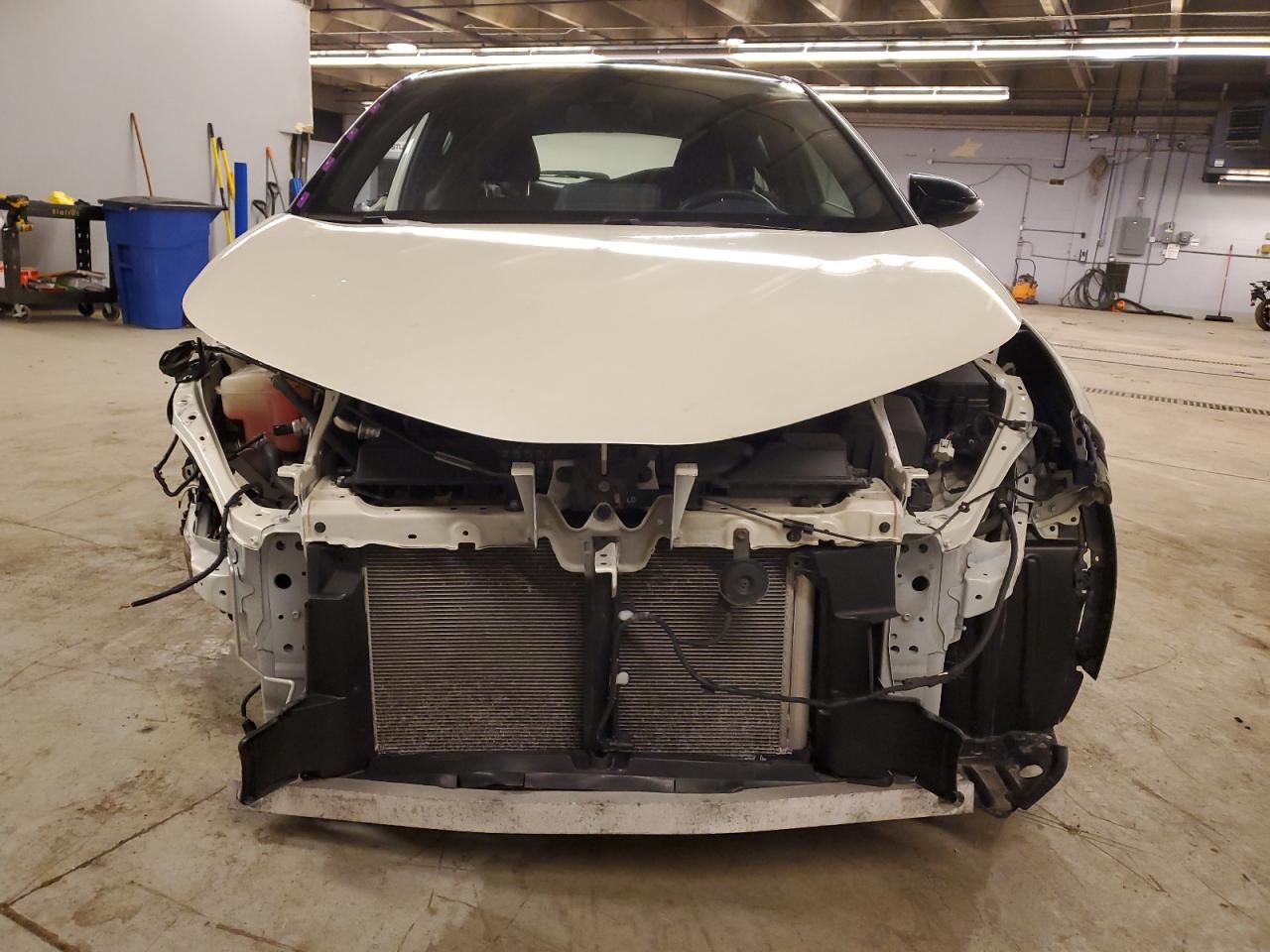 JTNKHMBX6L1094222 TOYOTA C-HR 2020