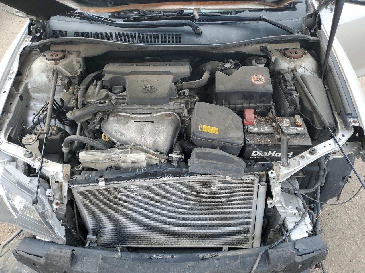 2013 Toyota Camry - Image 11
